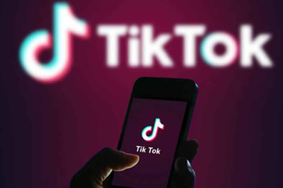 Résultats exclusifs Africascope 2025 : TIKTOK progresse de 60%, FACEBOOK stagne