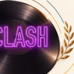 Logo violet officiel de la série africaine Clash sur un disque vinyle, accompagné d’une branche de laurier.
