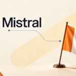 Logo officiel Mistral relié par une ligne bleue à un drapeau de Côte d’Ivoire sur fond crème.