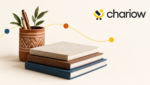 Logo Chariow accompagné de carnets et d’un parcours illustré évoquant la tournée des créateurs.