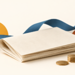 Rapport financier, pièces et ruban ascendant ; illustration symbolique sans données chiffrées.